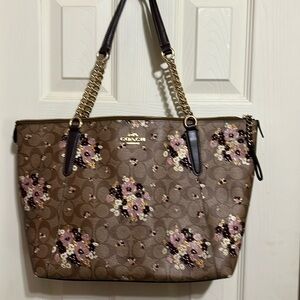 Coach shoulder bag